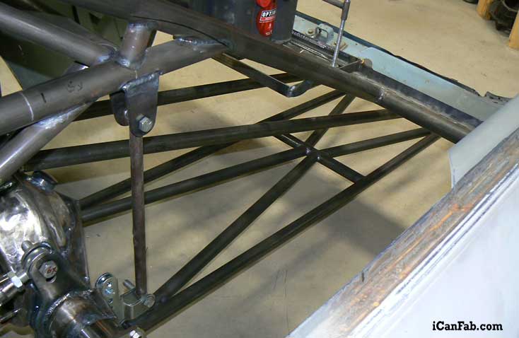 new-rear-wheelie-bars-2